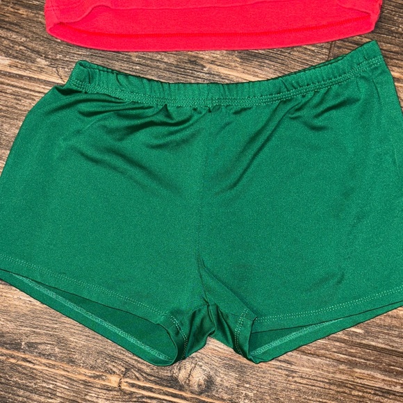 Minnie Mouse Red & Green Women's Sleepwear Set - Picture 3 of 8